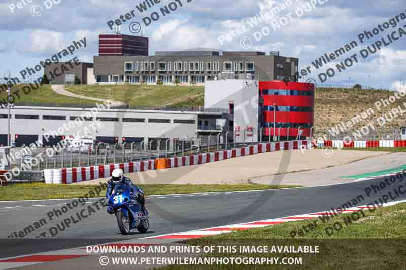 cadwell no limits trackday;cadwell park;cadwell park photographs;cadwell trackday photographs;enduro digital images;event digital images;eventdigitalimages;navarra;no limits trackdays;peter wileman photography;racing digital images;trackday digital images;trackday photos